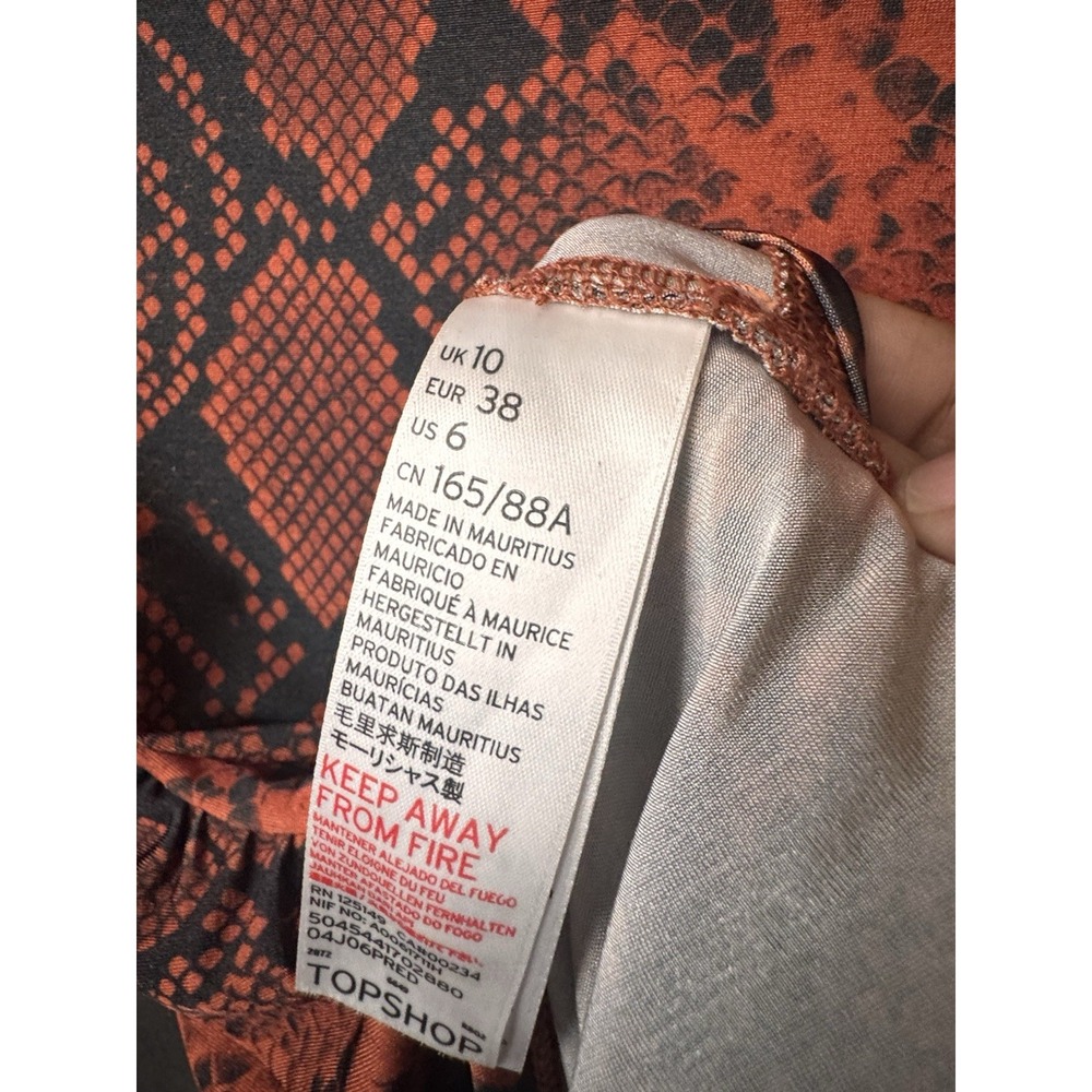 Topshop Snakeskin Print Top NWT Orange Brown Long Sleeve Ruched Mock Neck Size 6 - Picture 3 of 5